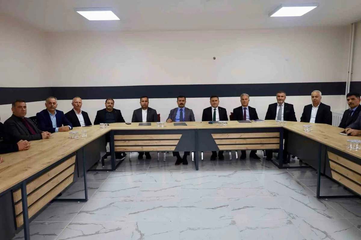 Adıyaman Kahta'da Milli Teknoloji Hamlesi toplantısı düzenlendi