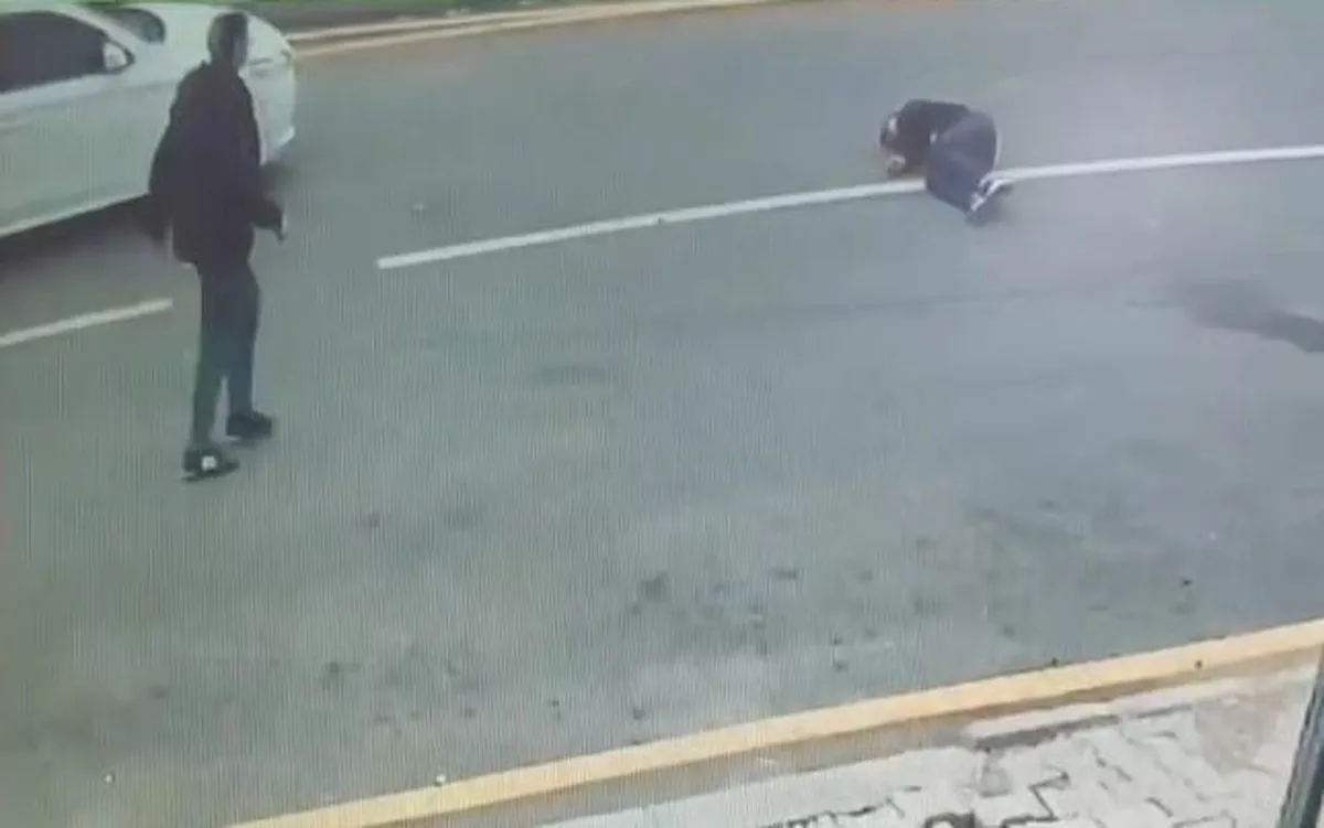 Adıyaman Kahta'da otomobilin çarptığı 13 yaşındaki öğrenci yaralandı
