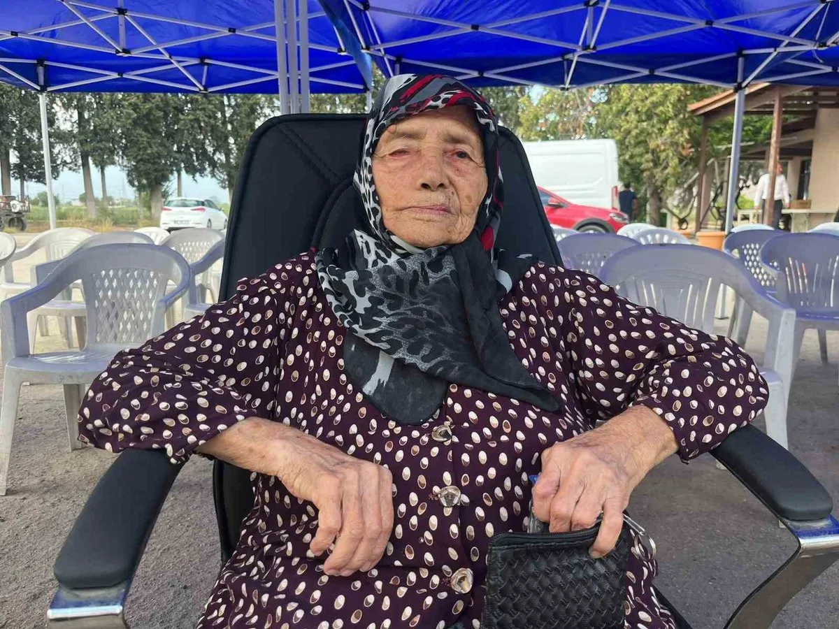 ADÜ Rektörü Bülent Kent'ten Münevver Çıkrık için taziye mesajı