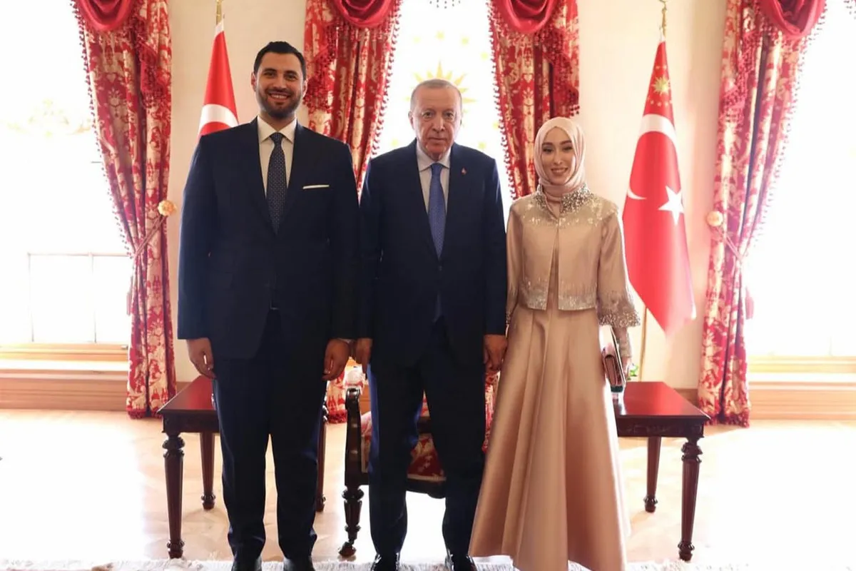 AK Parti İstanbul Milletvekili Rumeysa Kadak ve Orhan Murat Kumaş nişanlandı
