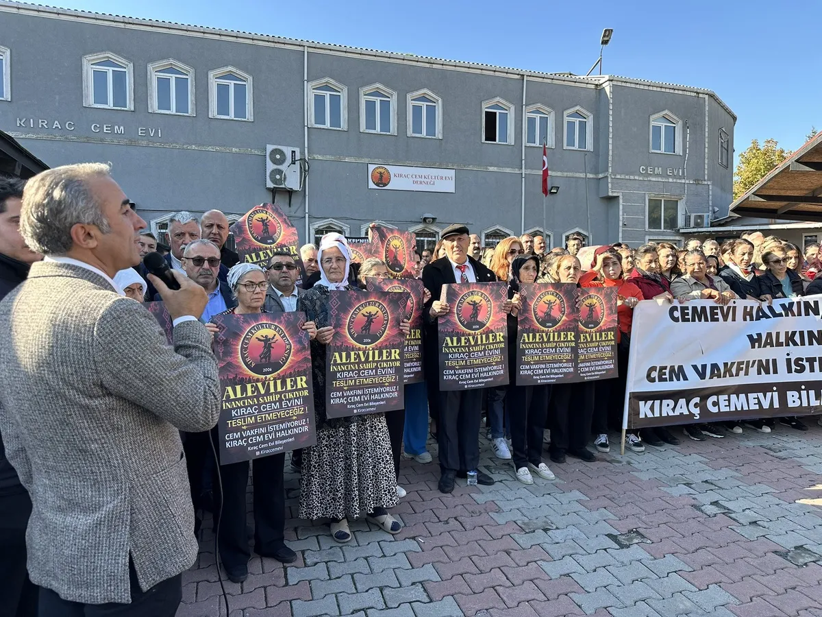 Alevi Bektaşi Federasyonu'ndan Esenyurt'taki Kıraç Cemevi tahliyesine tepki