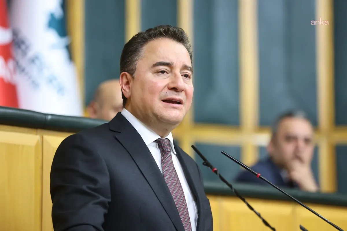 Ali Babacan'dan Nevşehir'deki peribacası çökmesi için taziye mesajı