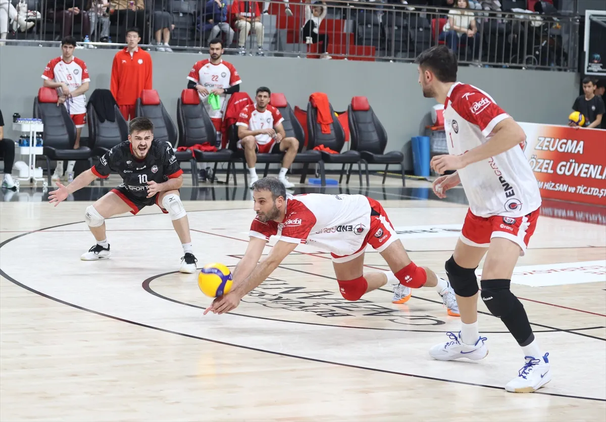 Ankara'da voleybol heyecanı: Spor Toto, Sungurlu Belediyespor'u mağlup etti
