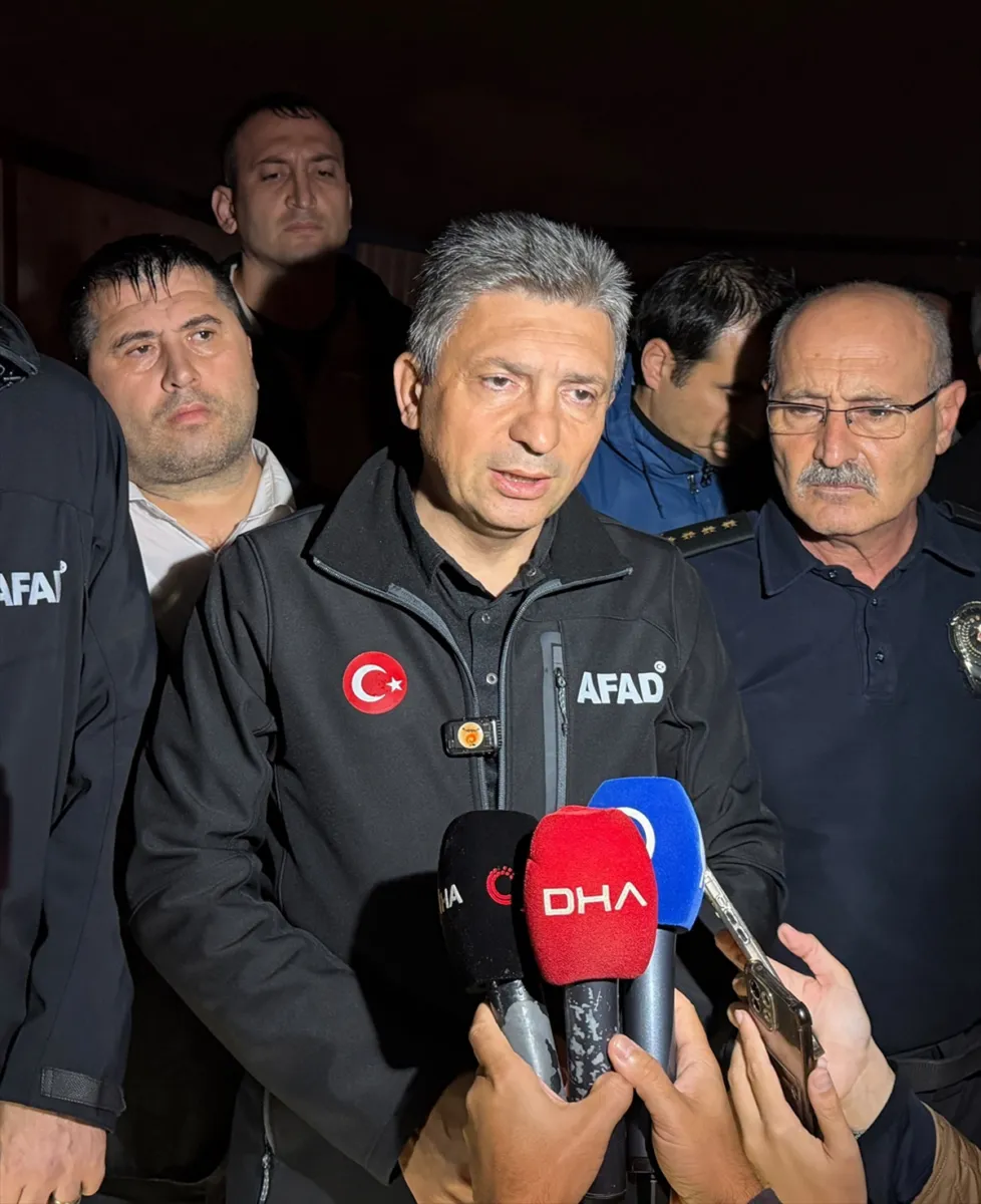 Antalya Kepez'de meydana gelen hortum felaketinde 4 işçi hayatını kaybetti