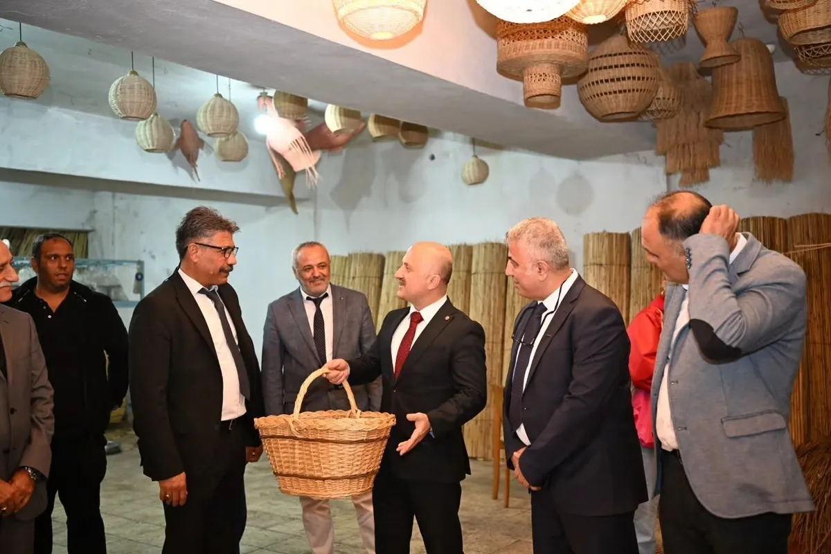 Aydın Valisi Osman Varol Ilıcabaşı’nda sepet imalatı çalışmalarını inceledi