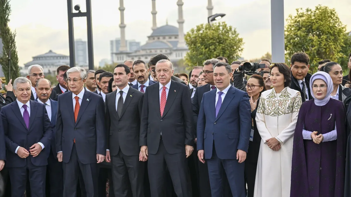 Azerbaycan Cumhurbaşkanı İlham Aliyev'in Ankara'daki zirveye katılmayacağı belirtildi