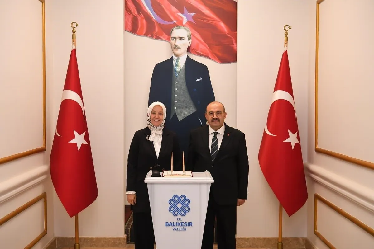 Bakan Yardımcısı Leman Yenigün Balıkesir'de çocuk hakları buluşmasına katıldı