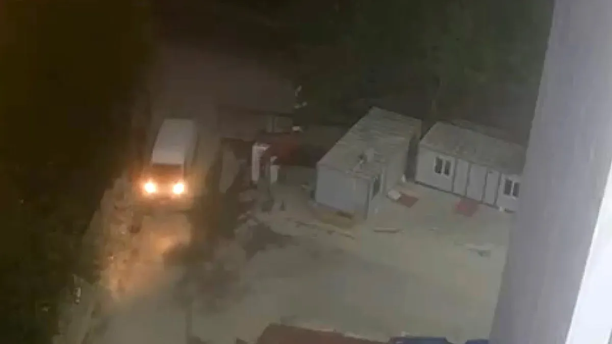 Bakırköy'deki 2 milyon liralık kablo hırsızlığı operasyonunda 13 kişi yakalandı