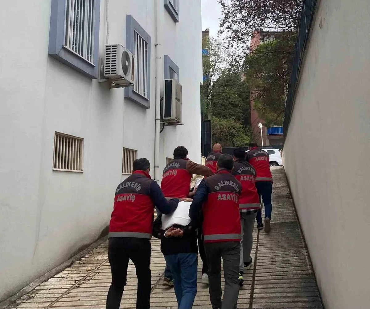 Balıkesir Karesi'deki cami çıkışı cinayeti soruşturmasında tutuklu sayısı 6 oldu
