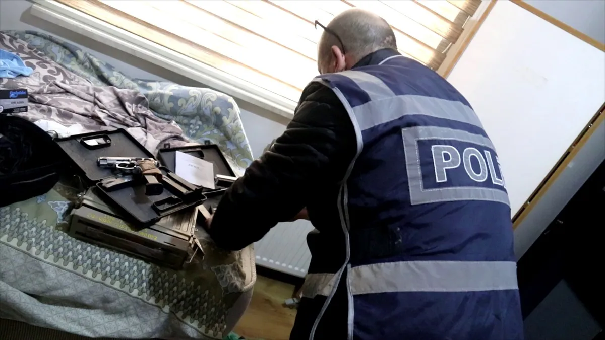 Bartın ve Karabük'te düzenlenen silah kaçakçılığı operasyonunda 8 kişi yakalandı