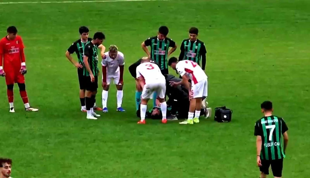 Bartın'da futbol maçında kalp krizi geçiren oyuncu hastaneye kaldırıldı