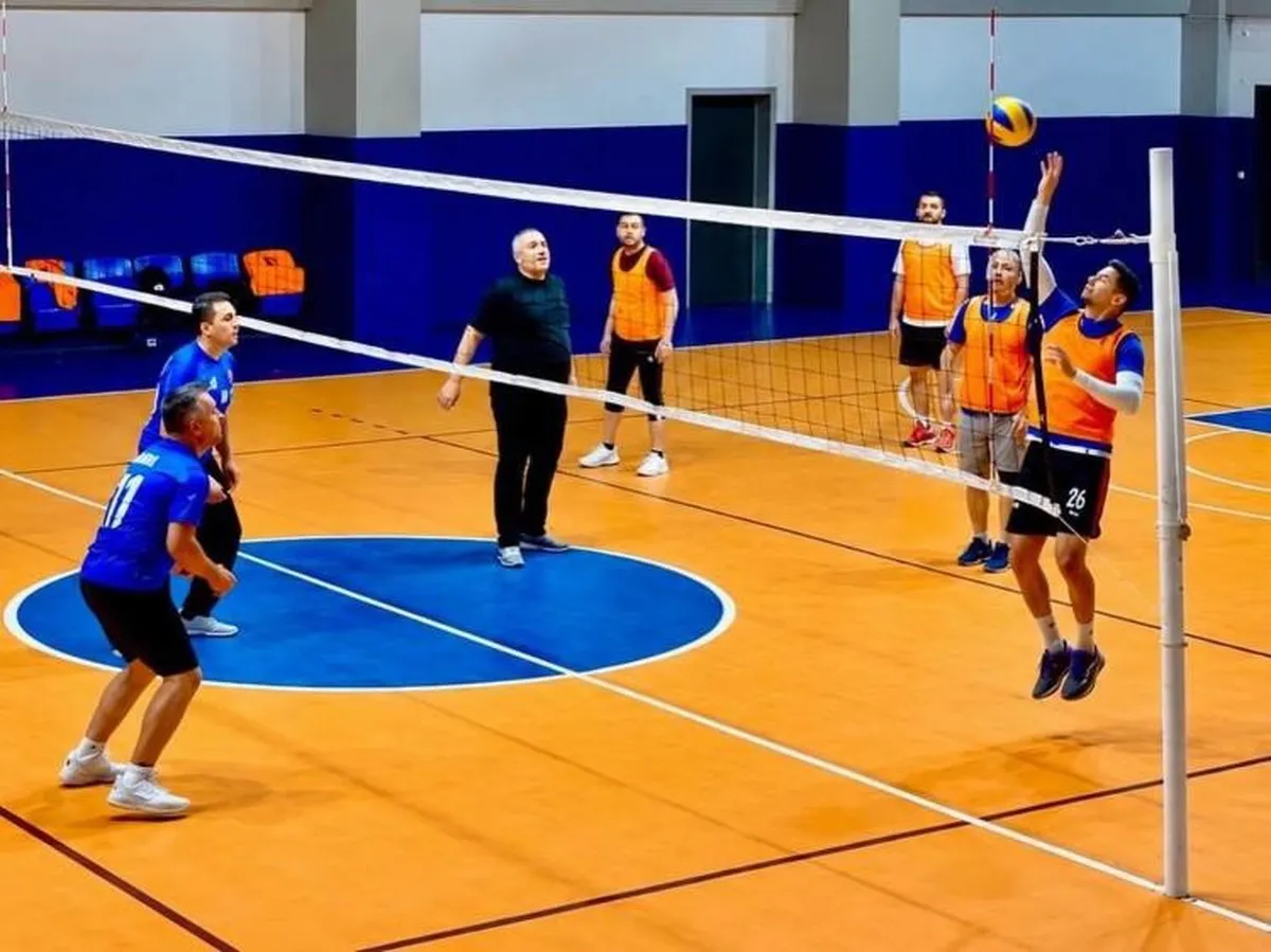 Bilecik Pazaryeri'nde 103. yıl voleybol turnuvası heyecanı başladı