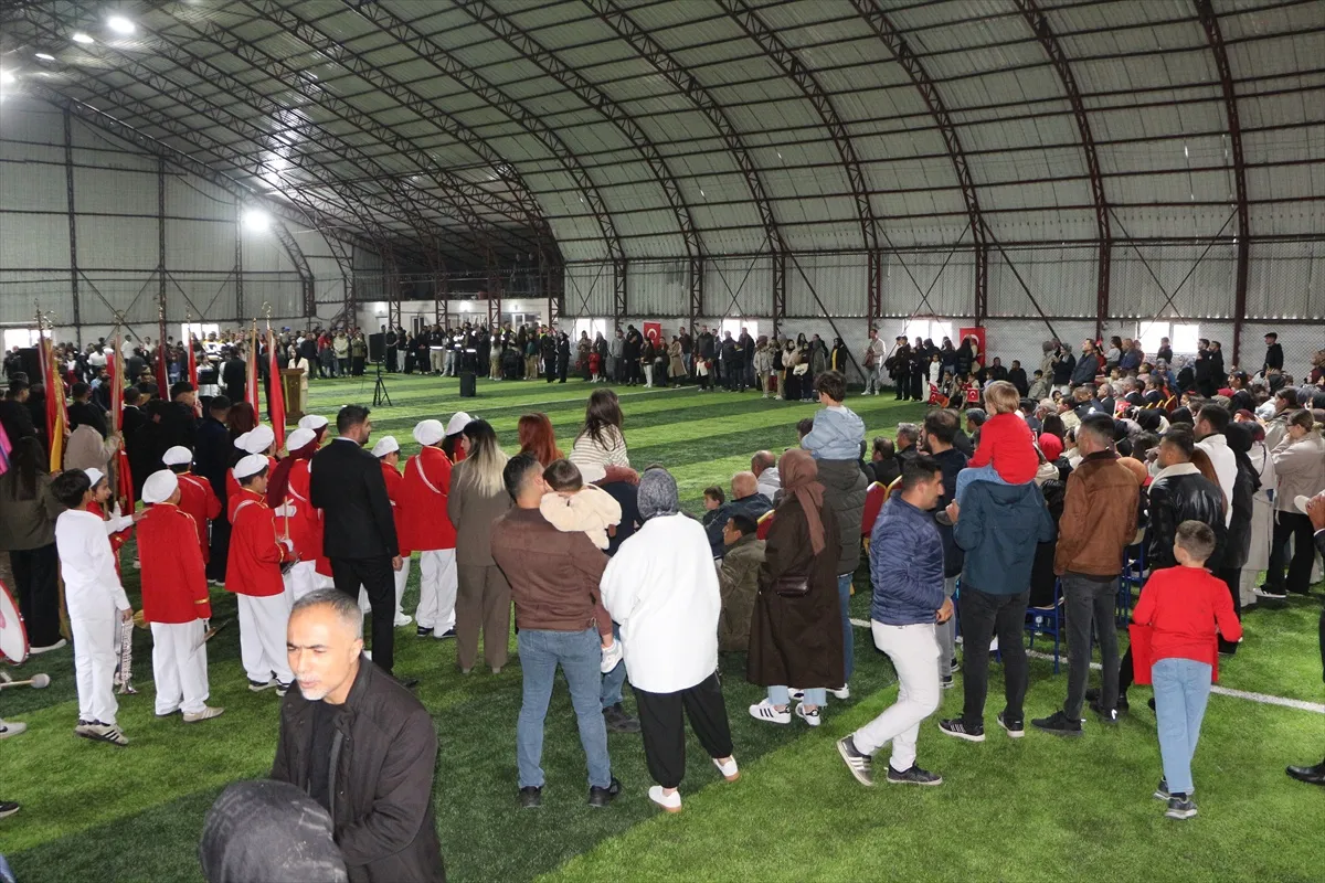 Bingöl Karlıova'da 29 Ekim Cumhuriyet Bayramı coşkuyla kutlandı