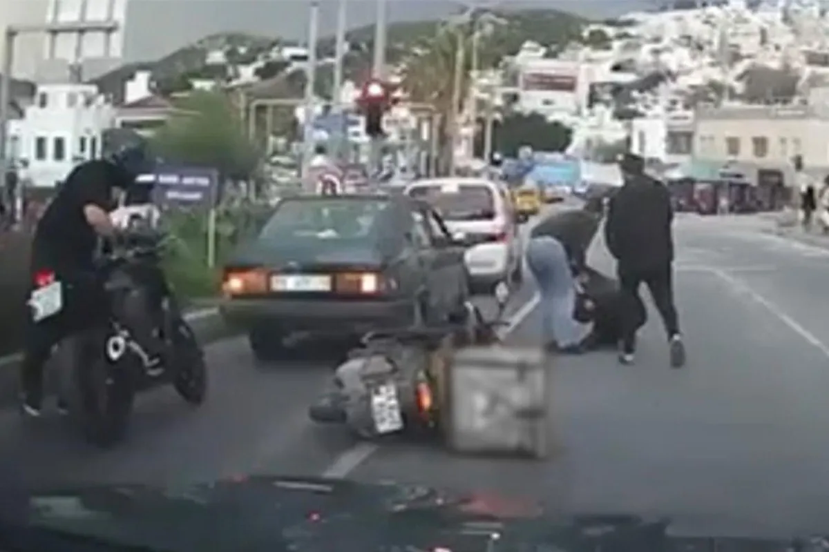 Bodrum'da trafikte kuryeye saldıran iki kişiye 360 bin TL ceza kesildi