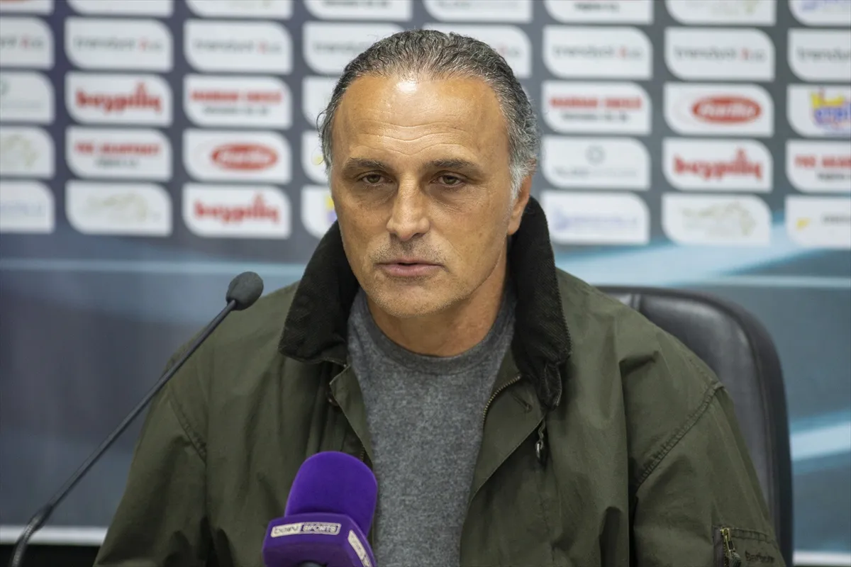 Boluspor ve Vanspor teknik direktörlerinden maç sonu değerlendirmeleri