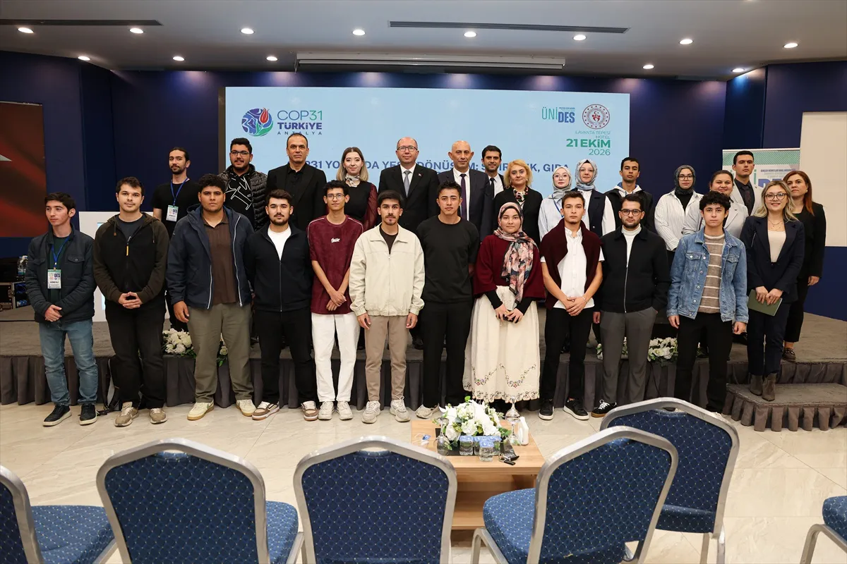 Burdur Mehmet Akif Ersoy Üniversitesi'nde iklim değişikliği paneli düzenlendi