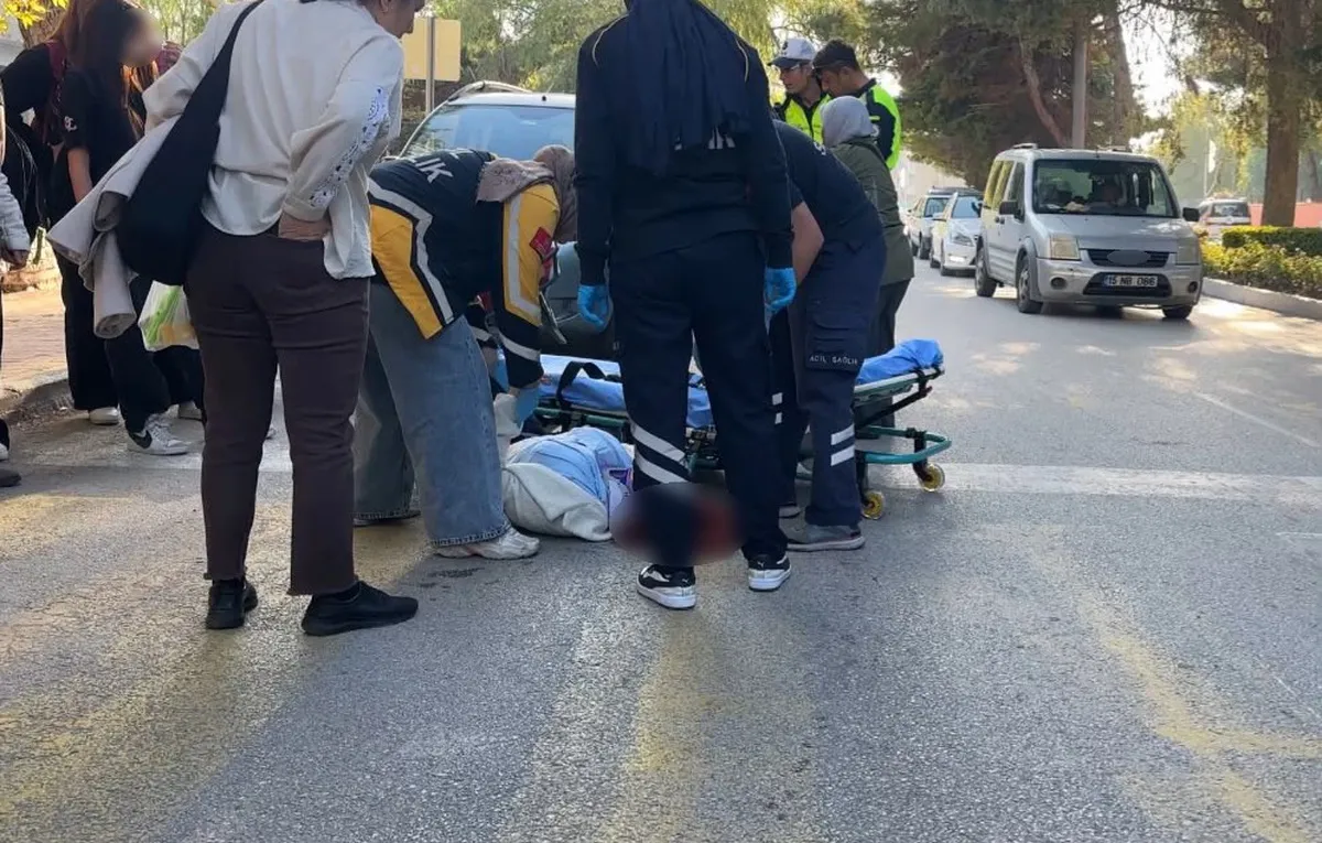 Burdur'da iki motosikletin karıştığı kazada iki kişi yaralandı