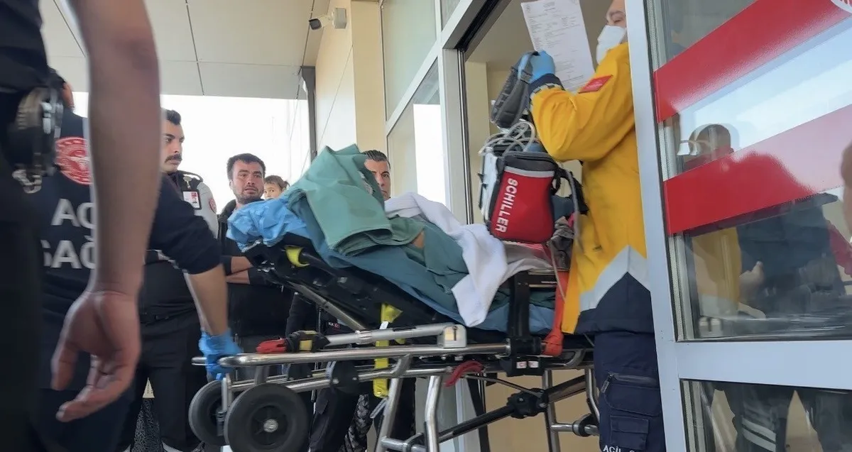 Burdur'un Yeşilova ilçesindeki silahlı kavgada 3 kişi yaralandı