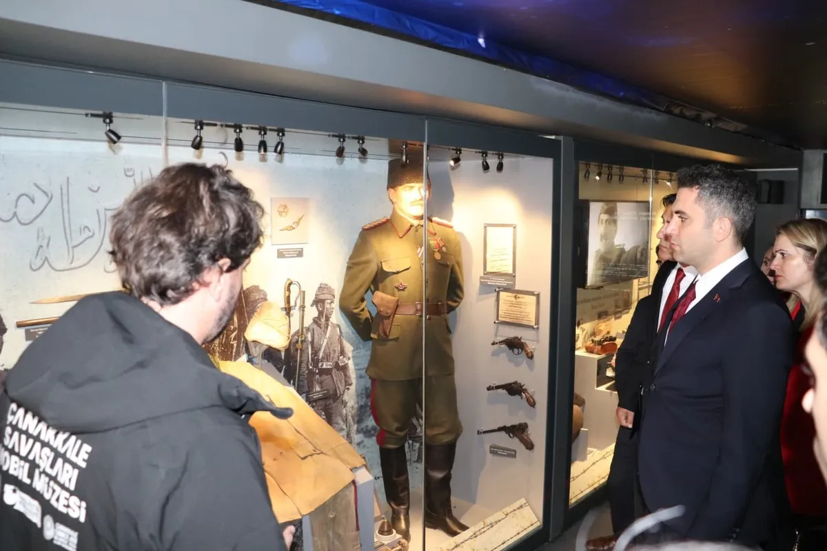 Çanakkale Savaşları Mobil Müze Tırı Manisa Selendi'de kapılarını açtı