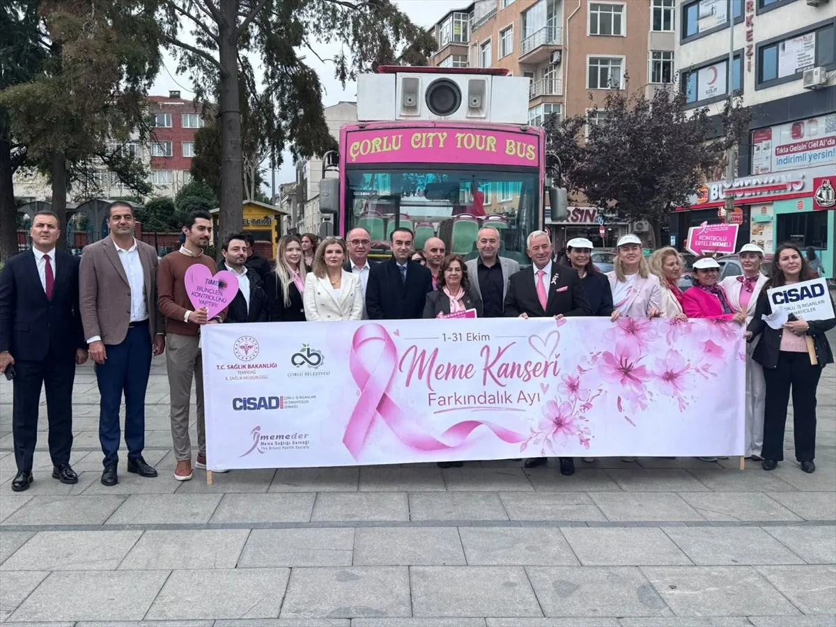 Çorlu'da meme kanseri farkındalığı için yürüyüş ve söyleşi düzenlendi