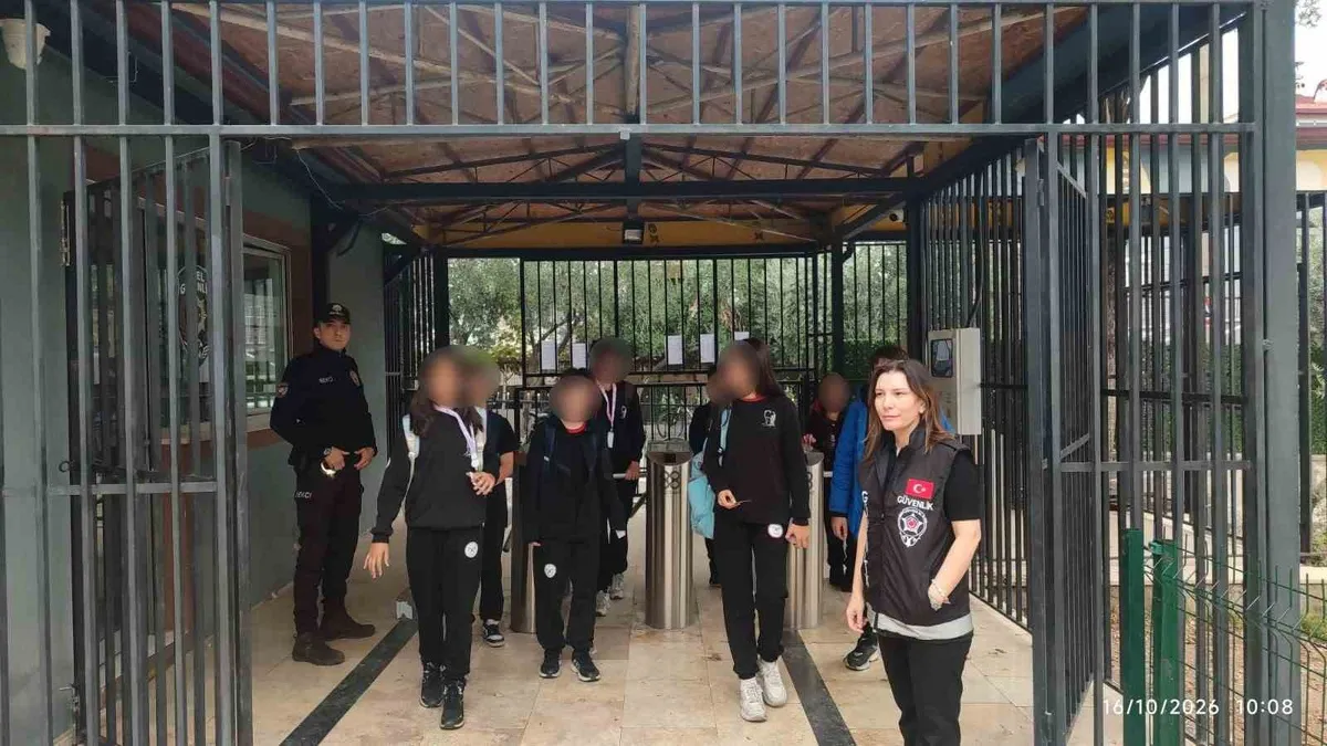 Denizli'de 640 okulda 826 güvenlik personeli ile denetimler sürüyor