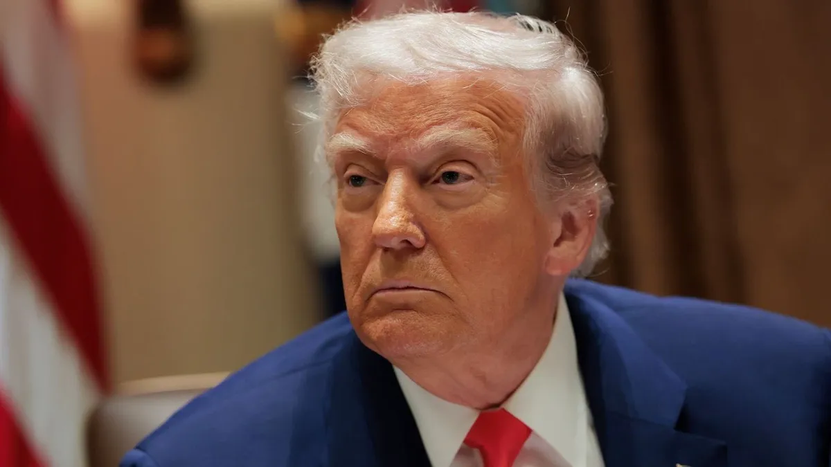 Donald Trump'tan İran'a yönelik anlaşma veya askeri müdahale mesajı