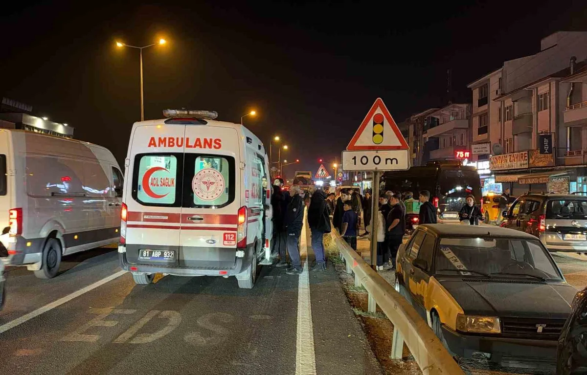 Düzce'de motosiklet ve otomobilin çarpıştığı kazada bir kişi yaralandı