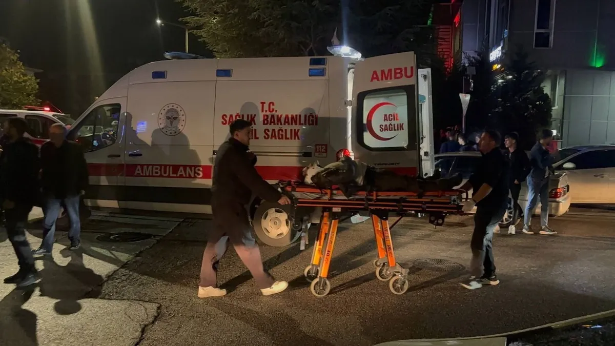 Erzincan'da otomobil ile motosiklet çarpıştı: 1 kişi yaralandı