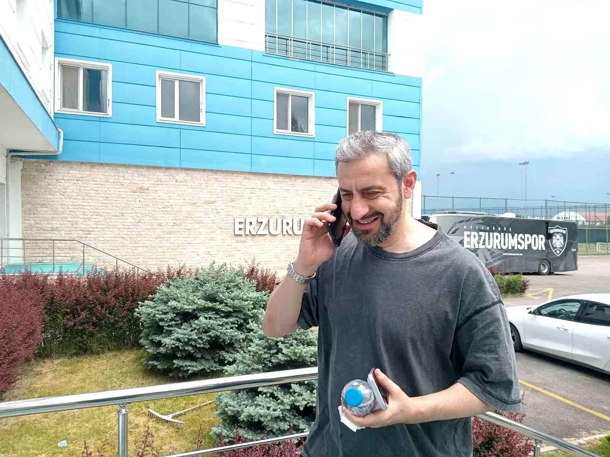 Erzurumspor teknik direktörü Serkan Özbalta'nın kariyeri ve başarıları