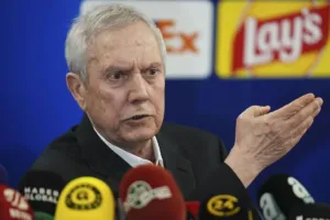 Fenerbahçe’de Göztepe mağlubiyeti sonrası yönetim olağanüstü toplandı