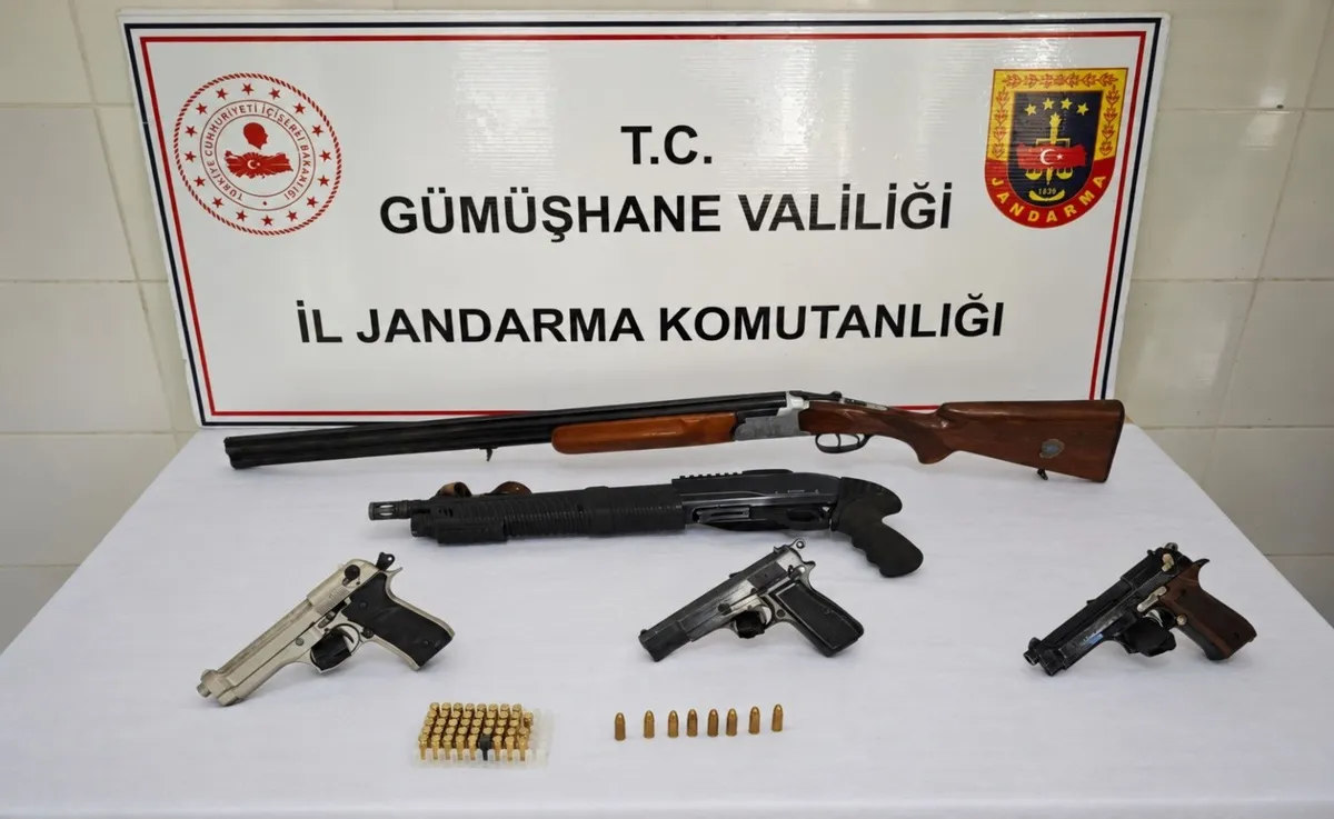 Gümüşhane Şiran'da jandarma ekiplerinden iki ayrı operasyon
