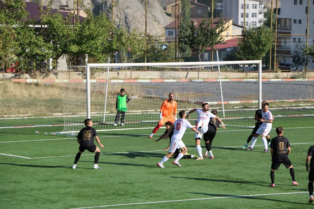 Hakkari Zap Spor ile Diyarbakır Büyükşehir Belediyespor berabere kaldı