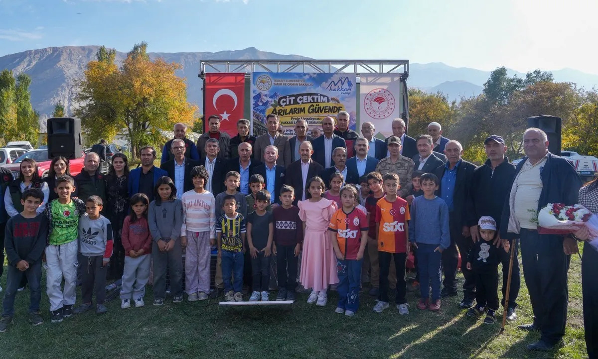 Hakkari'de arıcılar için yüzde 75 hibeli elektrikli çit desteği sağlandı