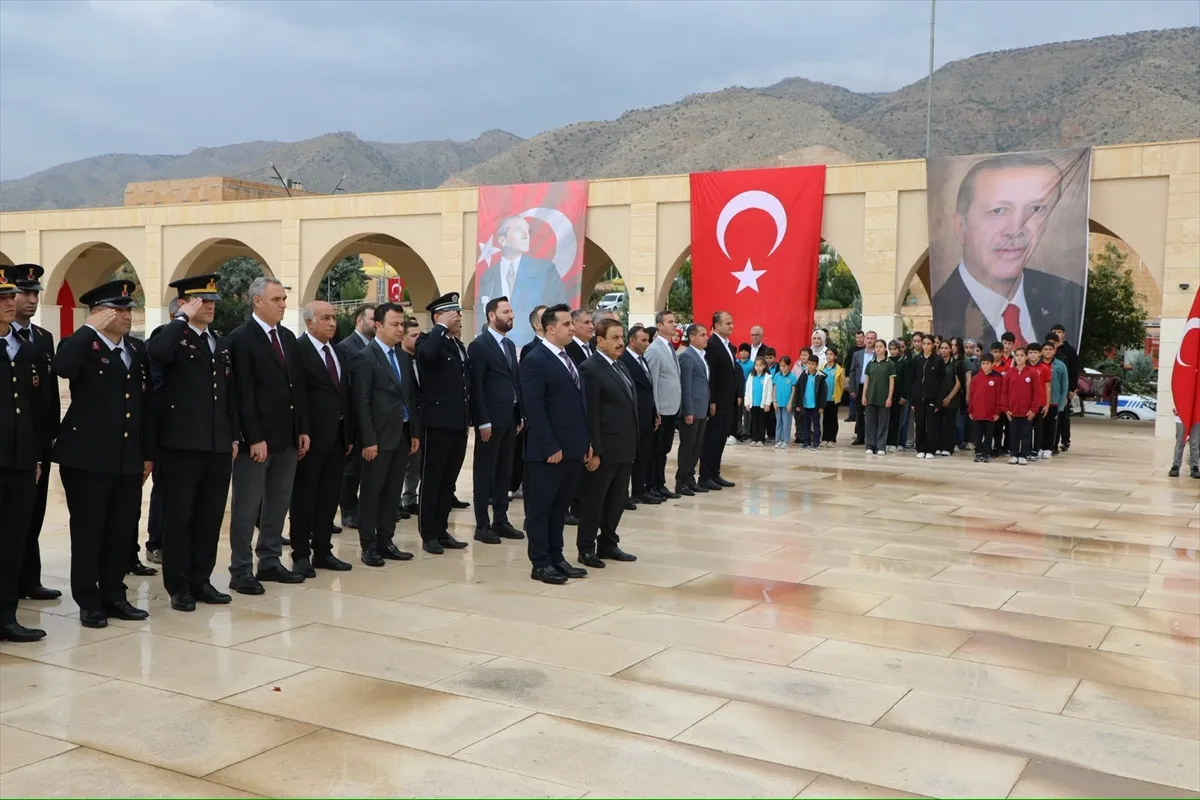 Hasankeyf'te 29 Ekim Cumhuriyet Bayramı coşkuyla kutlandı