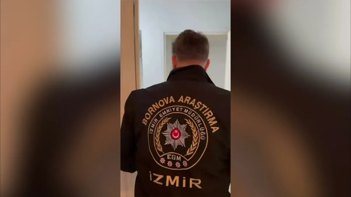 İzmir Bornova'da düzenlenen uyuşturucu operasyonunda binlerce hap ele geçirildi