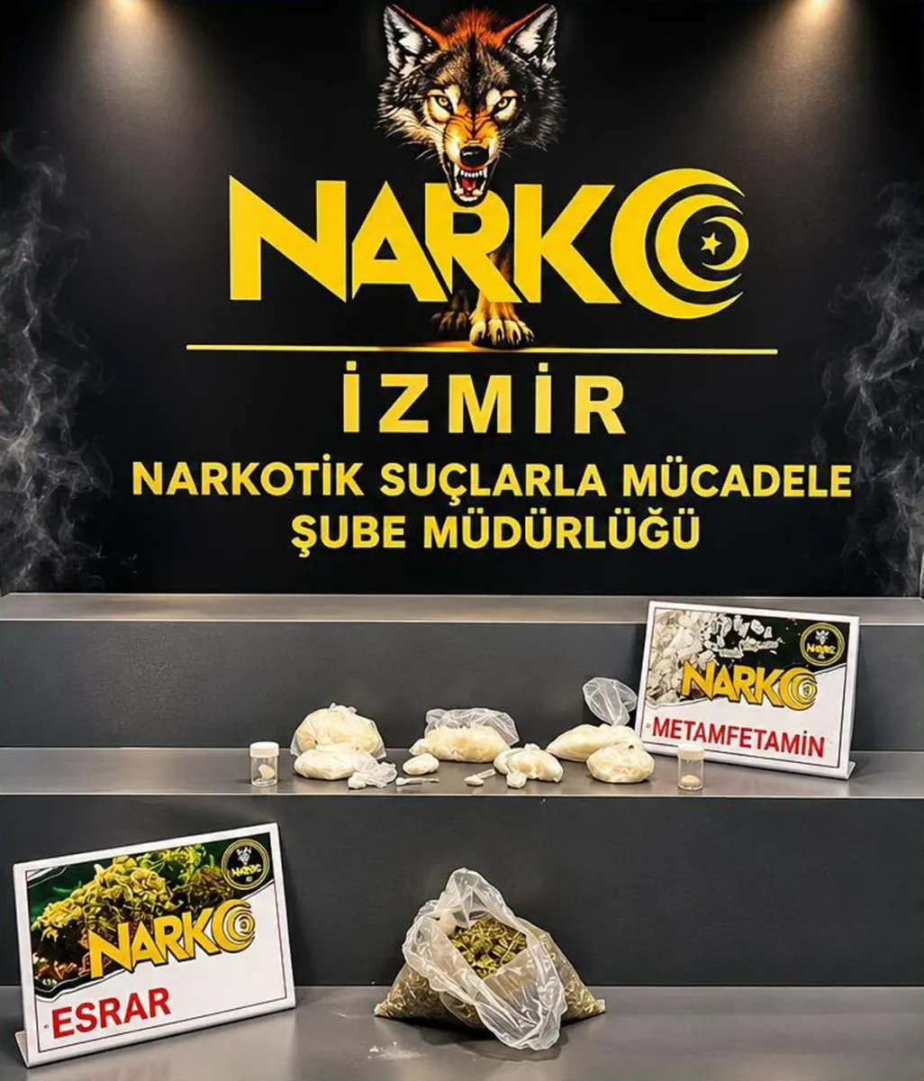 İzmir'in Karşıyaka ve Bergama ilçelerinde düzenlenen uyuşturucu operasyonu