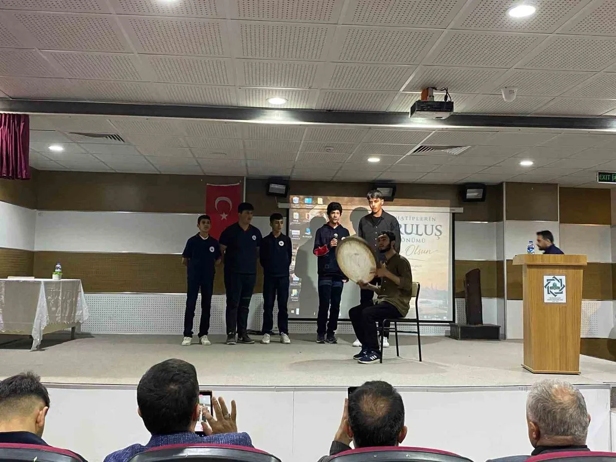 Kars'ta İmam Hatip okullarının kuruluş yıl dönümü için özel program düzenlendi