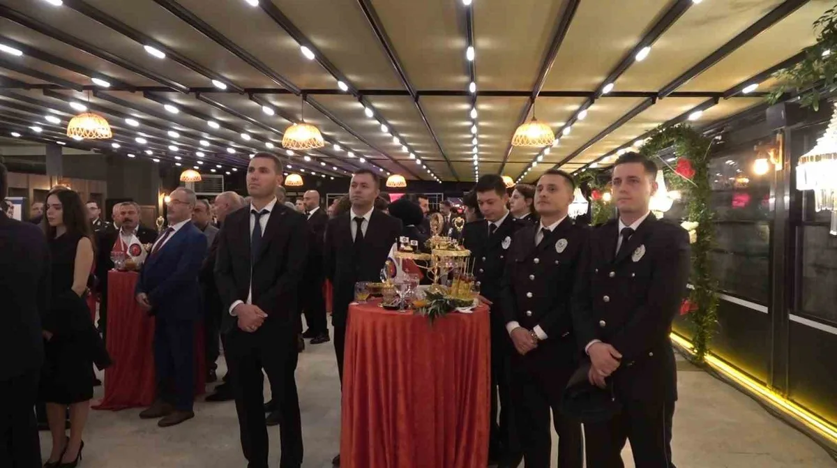Kilis'te 29 Ekim Cumhuriyet Bayramı coşkusu resepsiyonla kutlandı