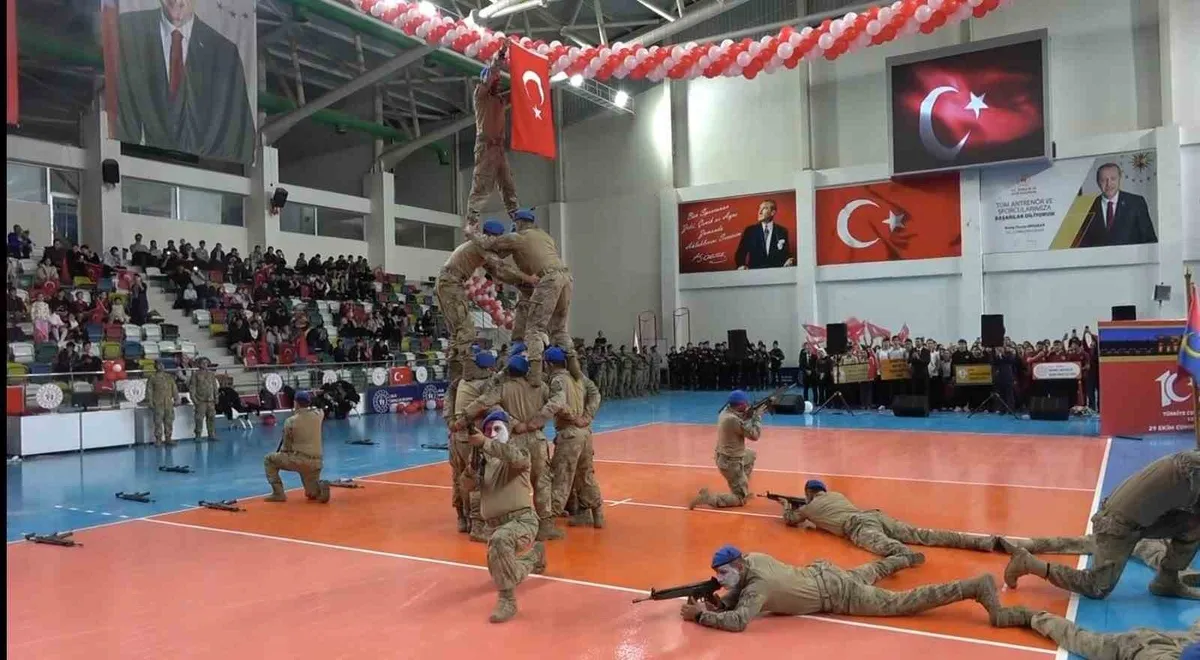 Kilis'te 29 Ekim Cumhuriyet Bayramı coşkuyla kutlandı