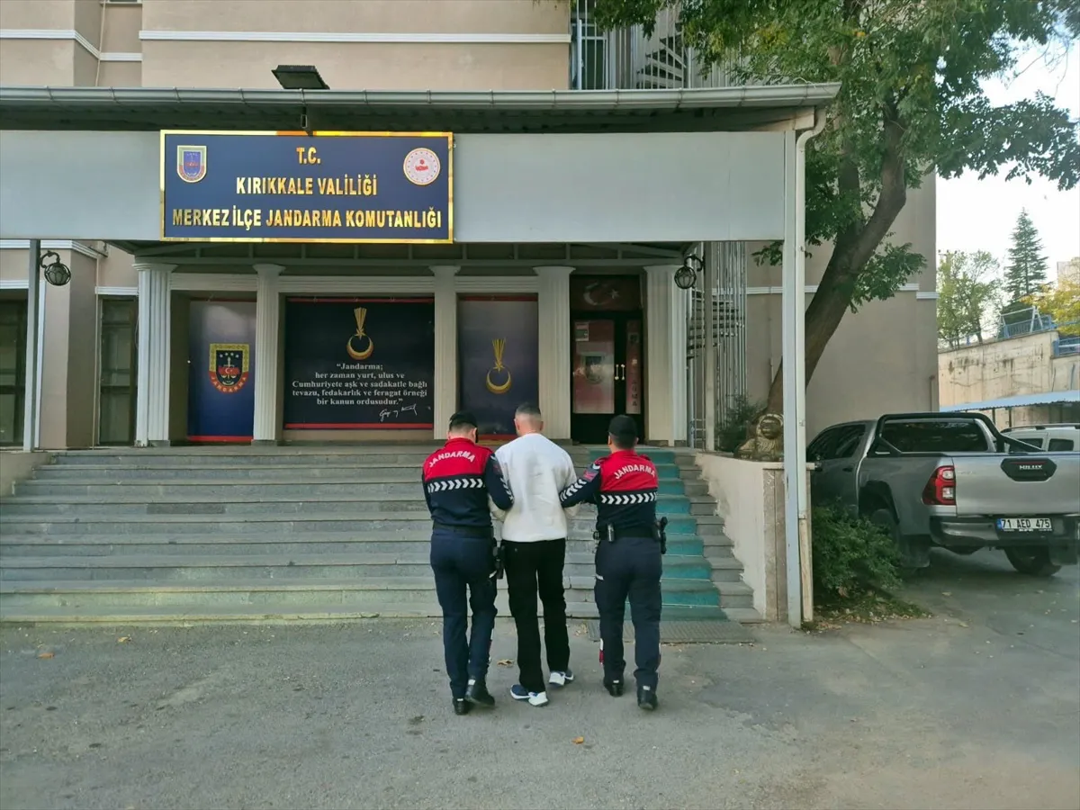 Kırıkkale'de uyuşturucu suçundan 40 yıl hapis cezası bulunan firari yakalandı