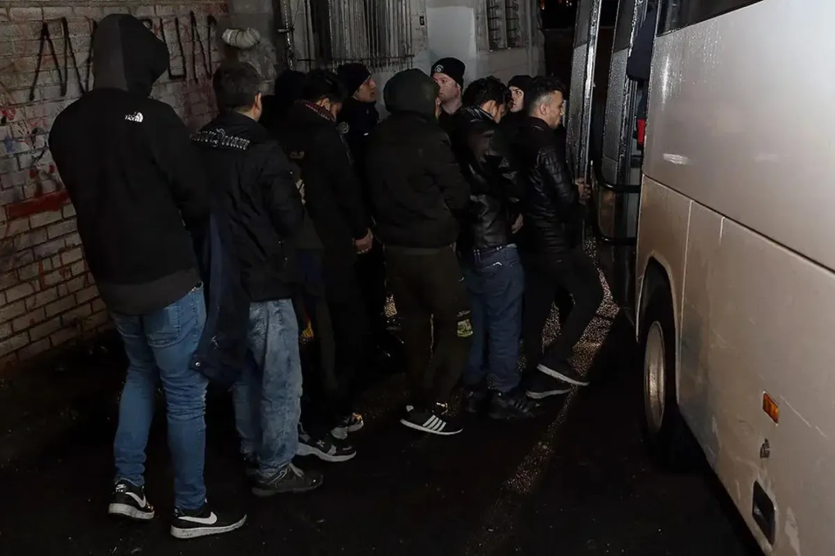 Kırklareli ve Edirne'de yapılan denetimlerde 23 düzensiz göçmen yakalandı