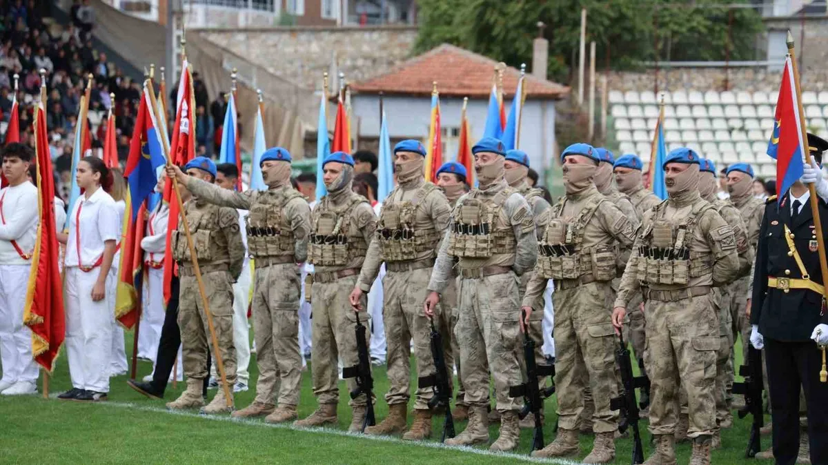 Kırşehir'de 29 Ekim Cumhuriyet Bayramı coşkuyla kutlandı