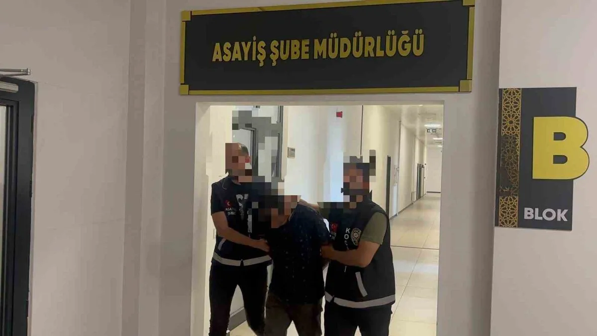 Kocaeli'de kuzenini bıçaklayarak öldüren sanığa 25 yıl hapis cezası verildi