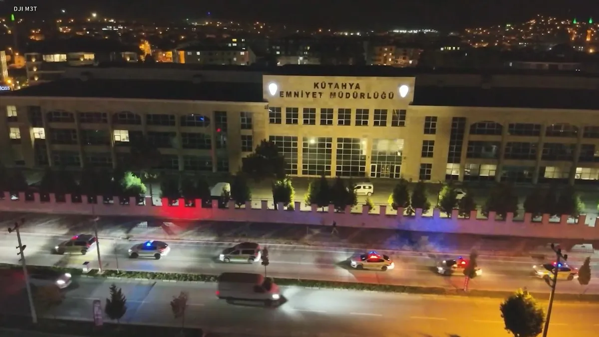 Kütahya merkezli 5 ilde düzenlenen yasa dışı bahis operasyonunda 76 kişi yakalandı