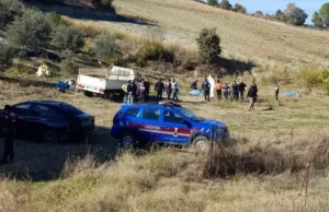 Manisa’nın Gördes ilçesinde tarlada silahlı saldırı: Baba ve oğlu hayatını kaybetti
