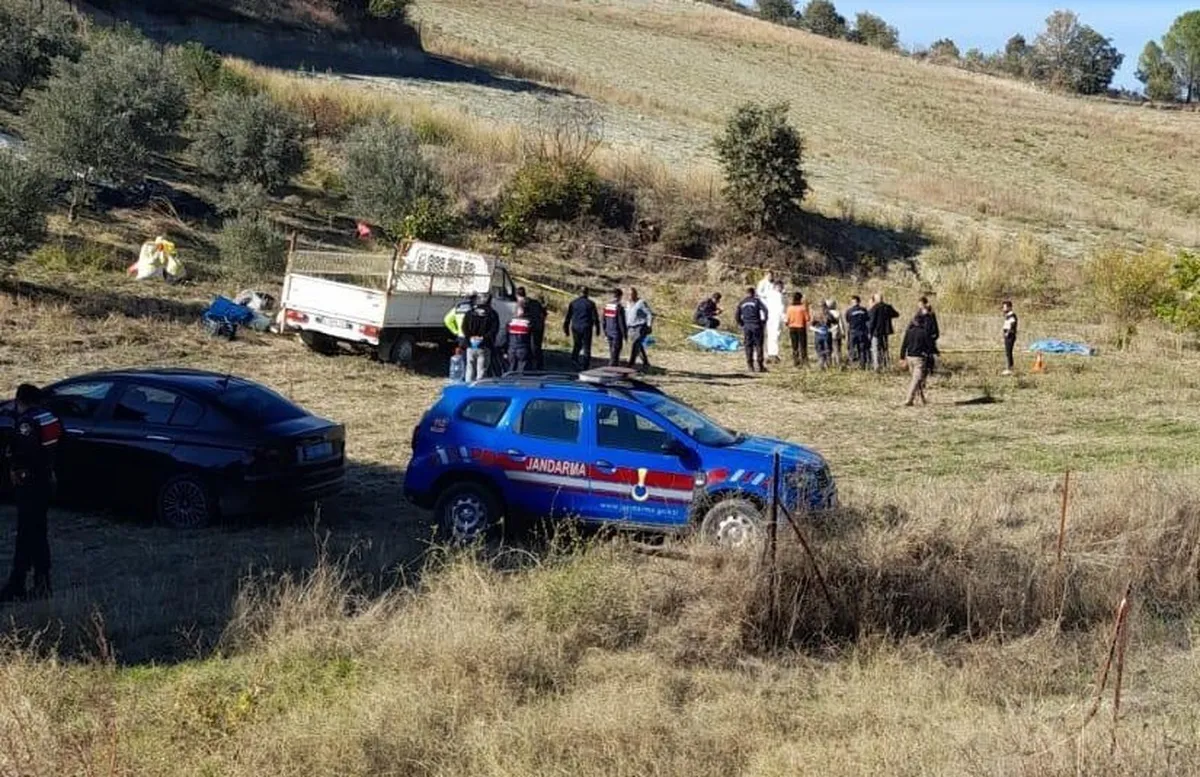 Manisa'nın Gördes ilçesinde tarlada silahlı saldırı: Baba ve oğlu hayatını kaybetti