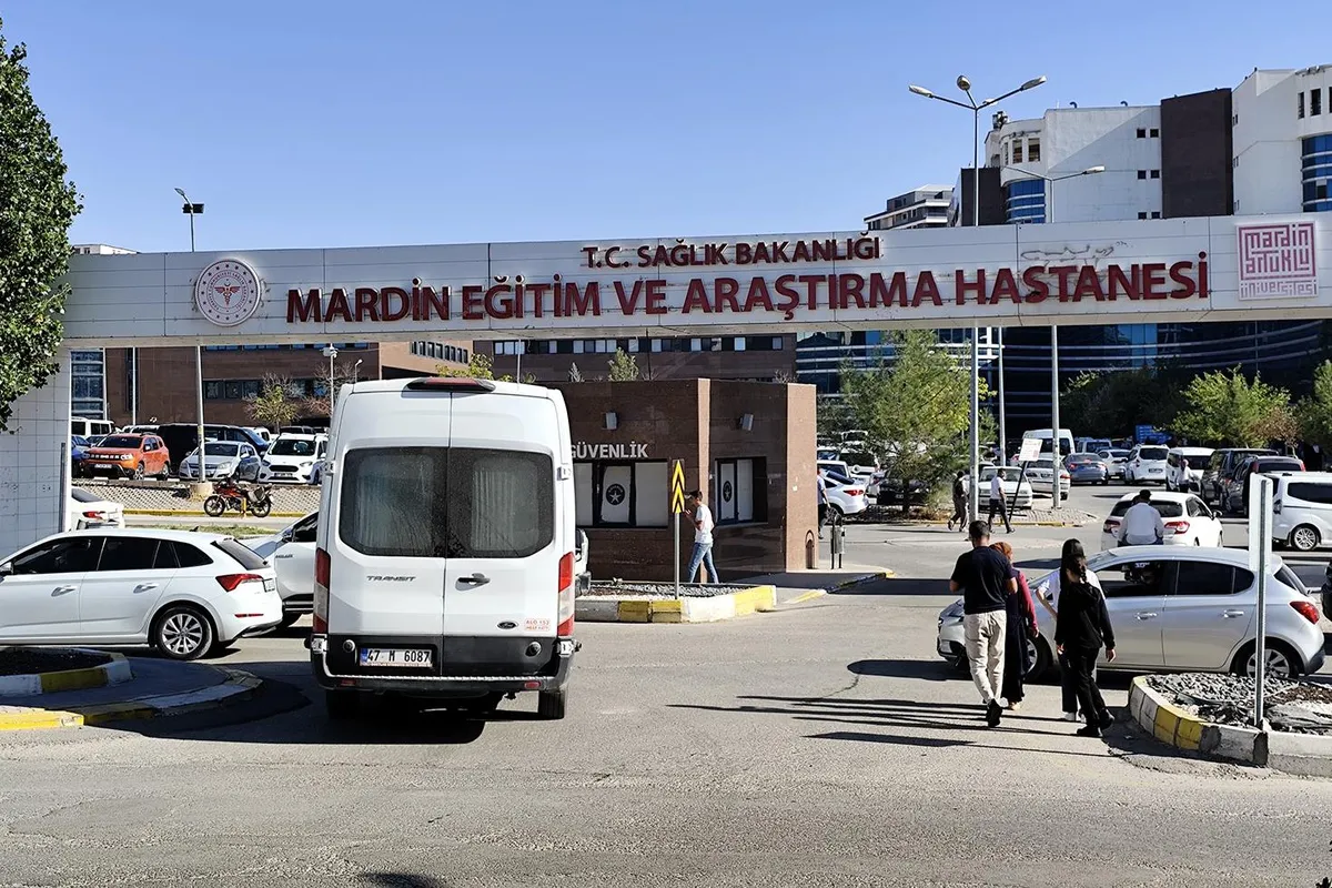 Mardin Artuklu'da kapalı havuzda fenalaşan kadın hayatını kaybetti