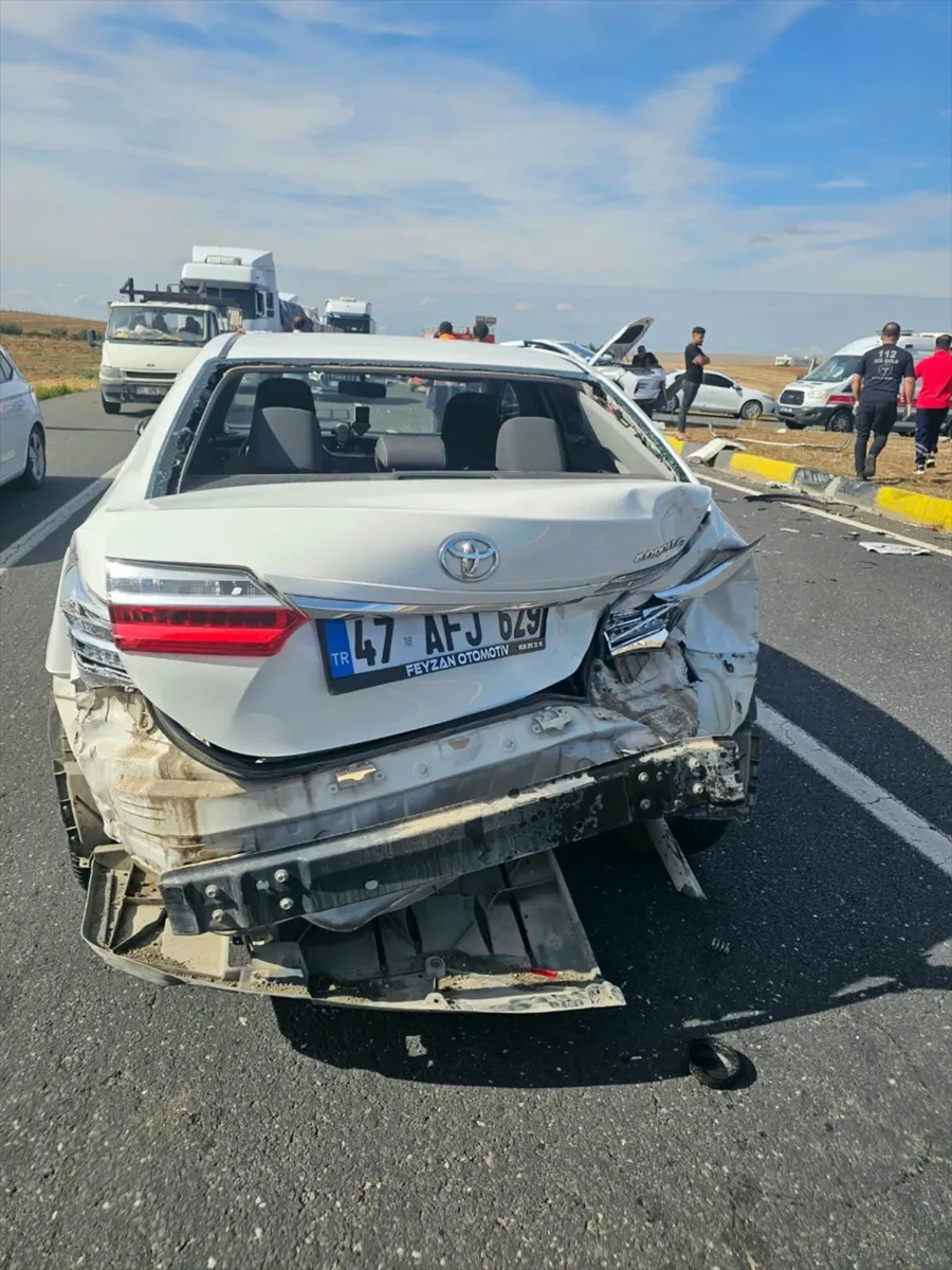 Mardin Nusaybin'de zincirleme trafik kazası: 5 kişi yaralandı