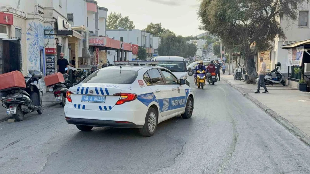 Muğla'nın Bodrum ilçesinde çıkan depo yangını paniğe neden oldu
