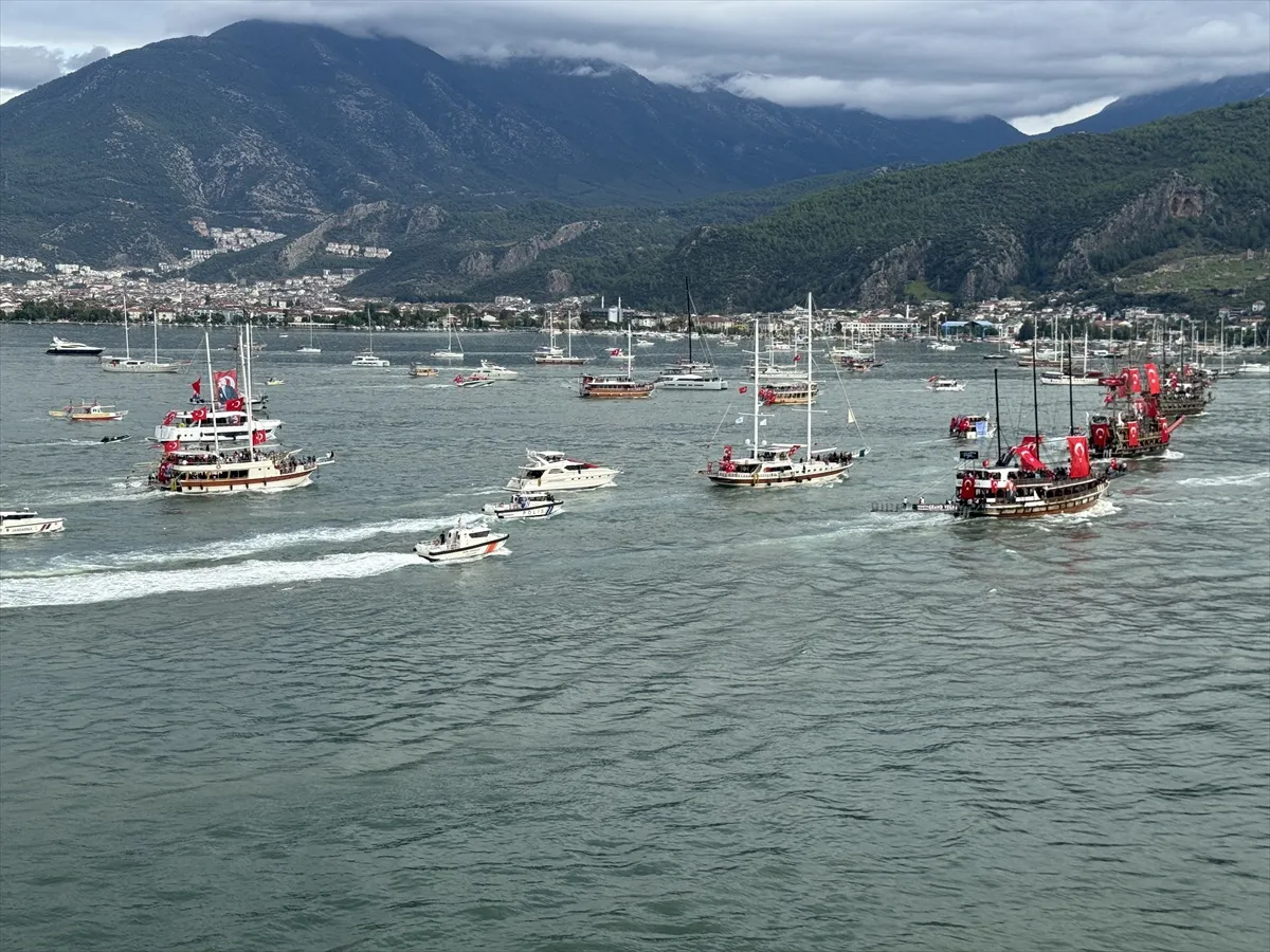 Muğla'nın Fethiye ve Bodrum ilçelerinde 29 Ekim Cumhuriyet Bayramı coşkusu